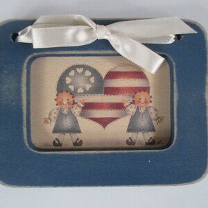 Love America Vintage wooden framed picture